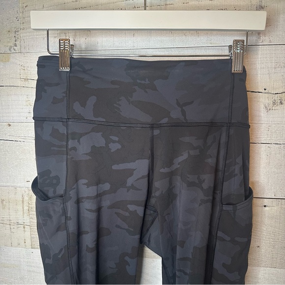Lululemon Fast and Free Crop II 19" *Non-Reflective
Incognito Camo Multi Grey 8 - Picture 9 of 14